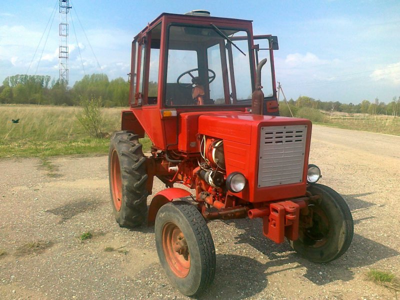 Колесный трактор т 25