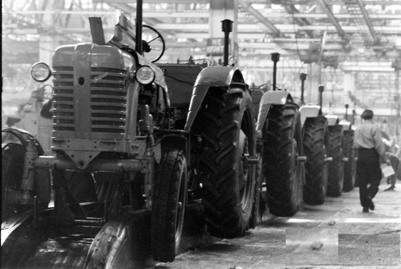Опытный трактор МТЗ 1954