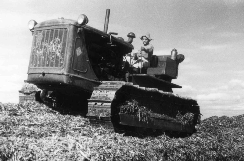 Трактор ЧТЗ С-80