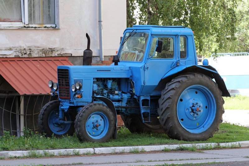 Трактор колесный МТЗ-80