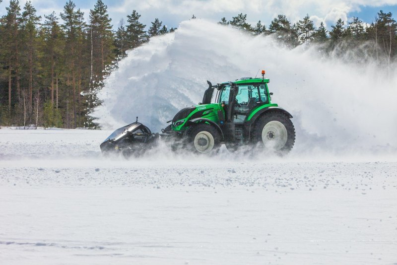 Трактор Valtra км ч