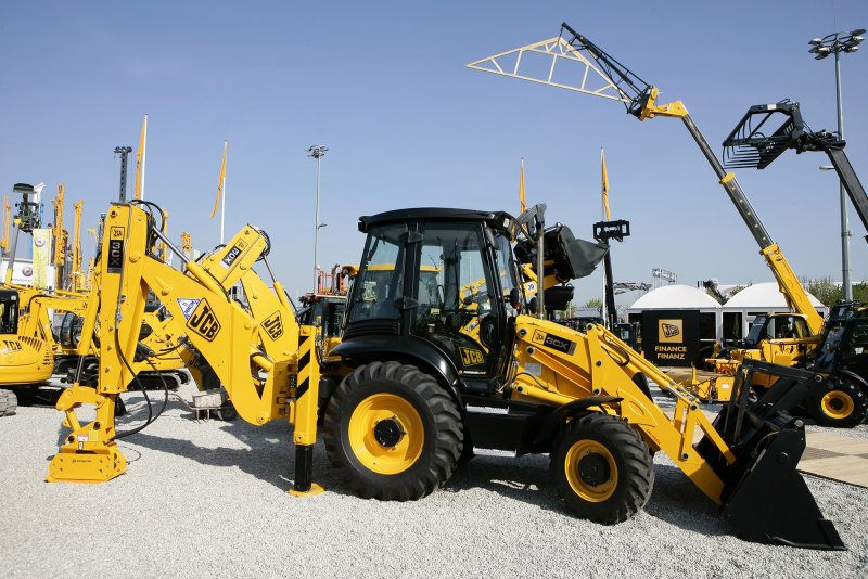 Экскаватор-погрузчик JCB 3cx