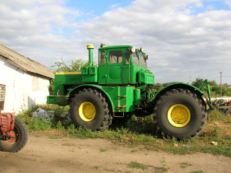 К701 Кировец трактор