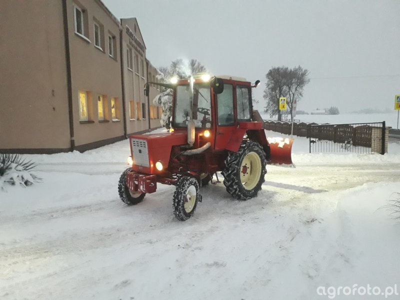 Трактор ВТЗ Т-25 зима
