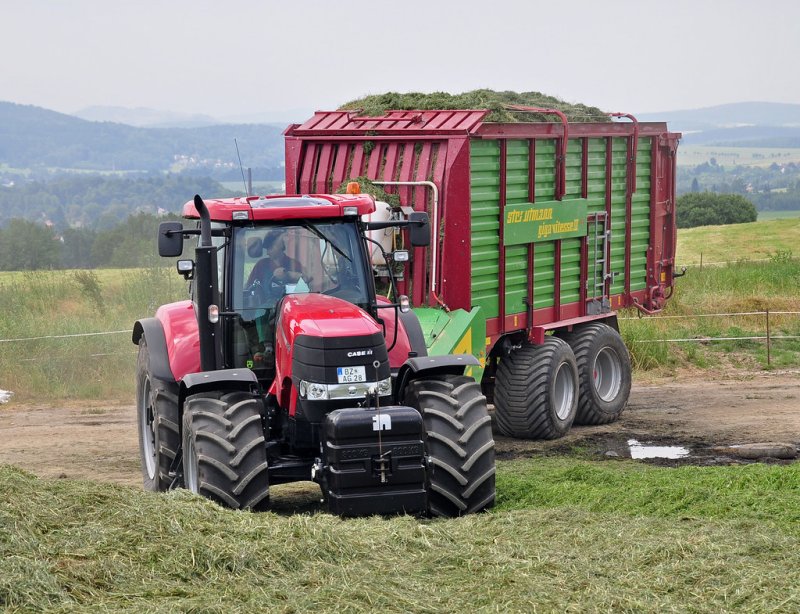 Case Puma 210