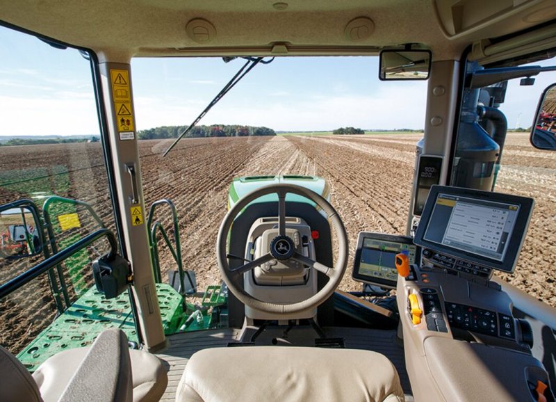 Кабина John Deere 8r