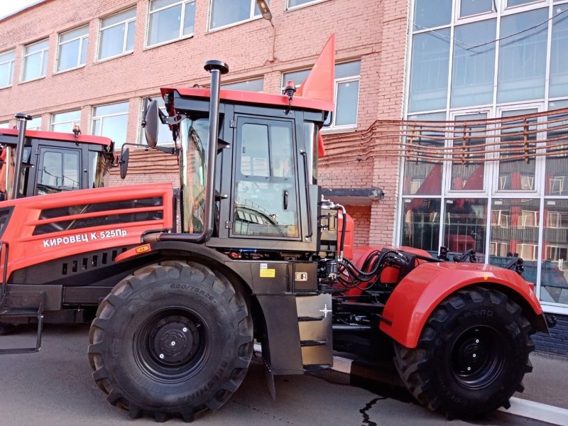 Трактор Кировец к-525