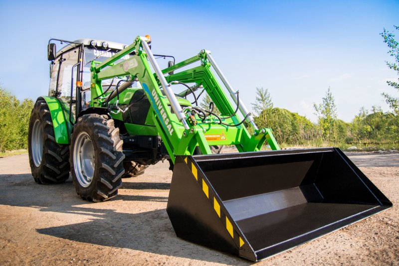 Погрузчик универсал Deutz Fahr