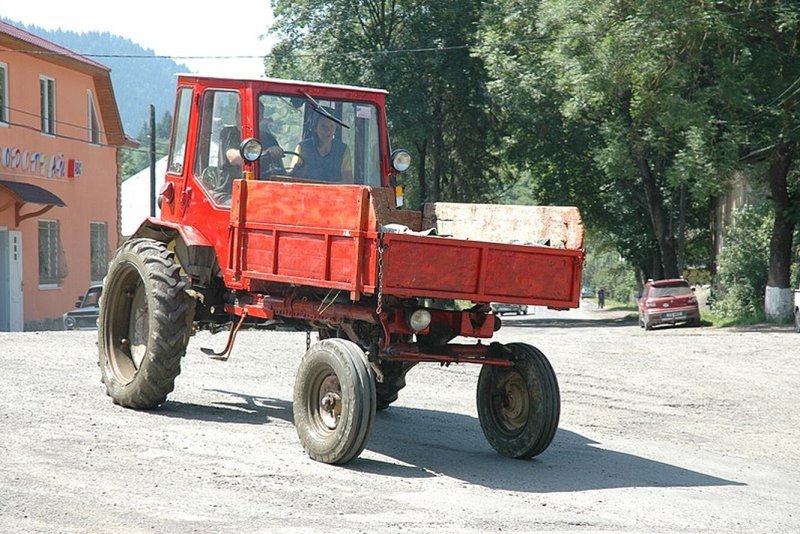 Трактор ХТЗ Т 16