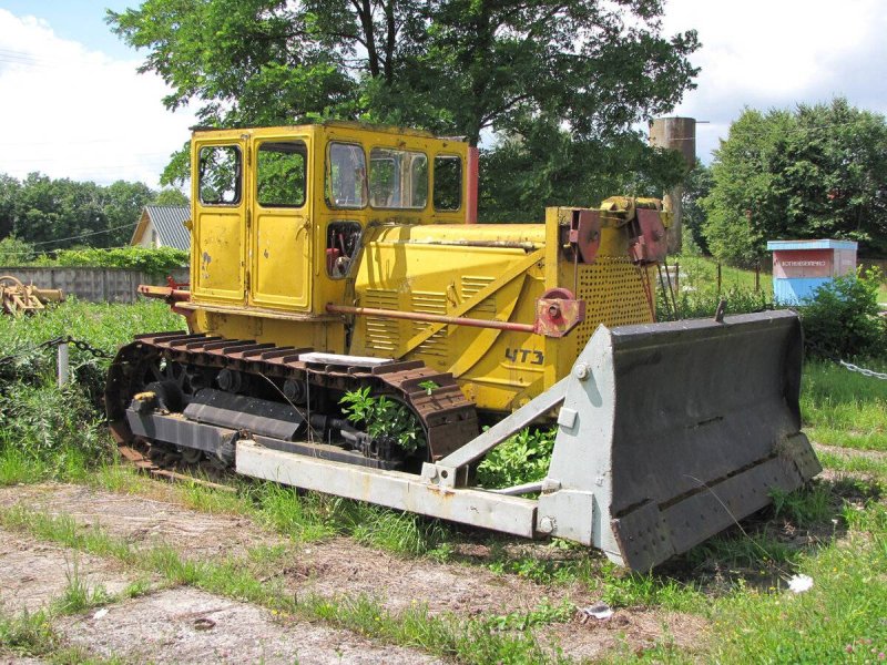 ДТ-100 бульдозер