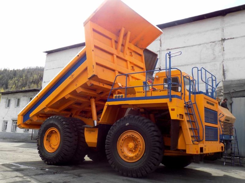 БЕЛАЗ 7555d