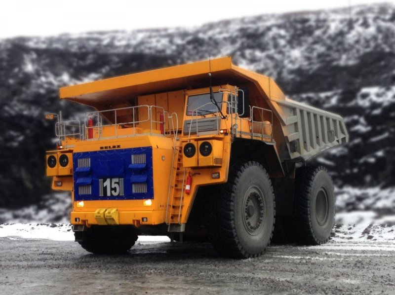 БЕЛАЗ 75307