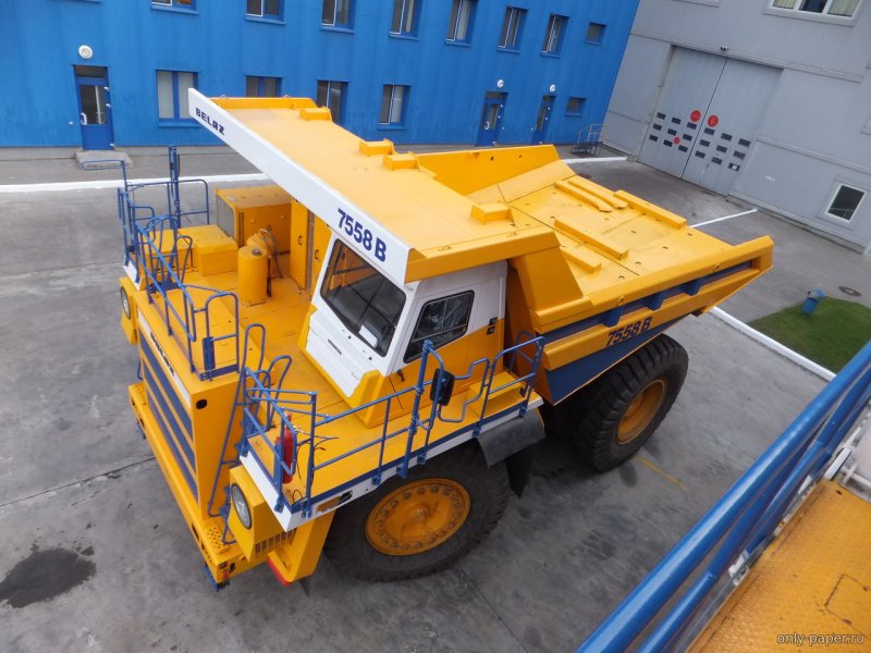 Самосвал БЕЛАЗ 75471