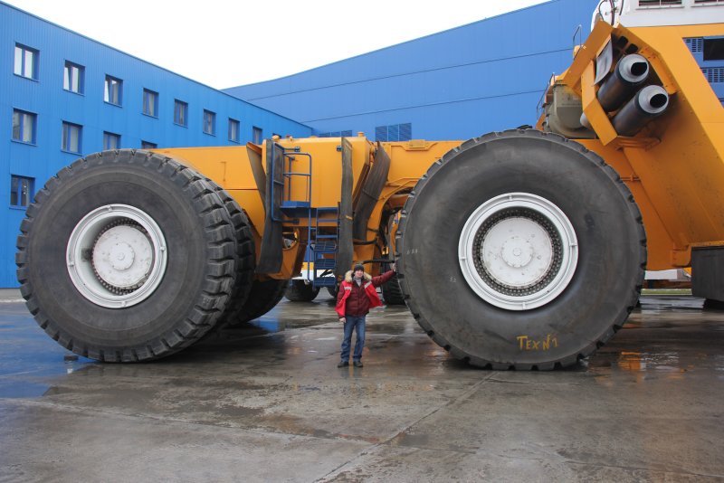 Колесо от БЕЛАЗ-75710