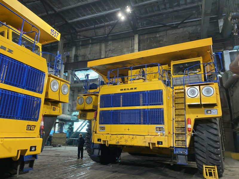 БЕЛАЗ 75306