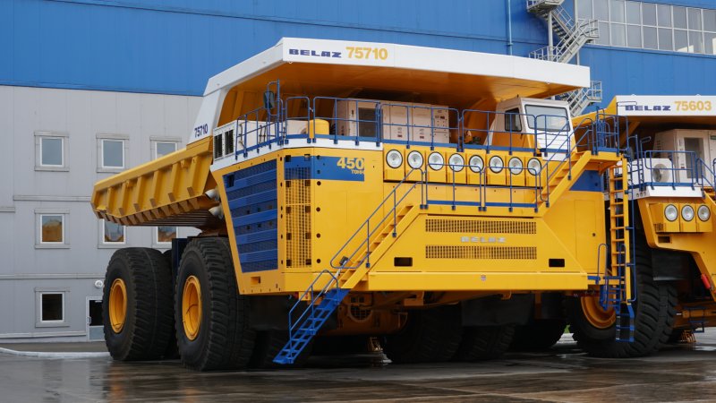 БЕЛАЗ 75601 & БЕЛАЗ 75710