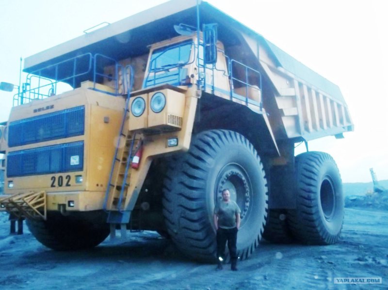 БЕЛАЗ-75306 самосвал
