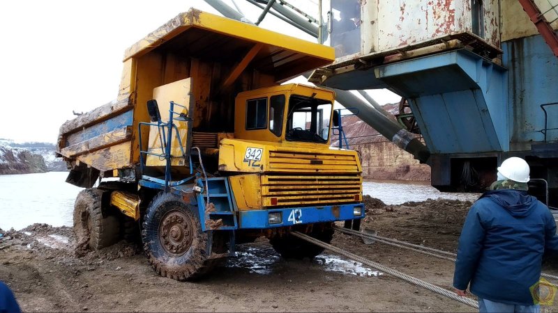 Самосвал БЕЛАЗ 7547