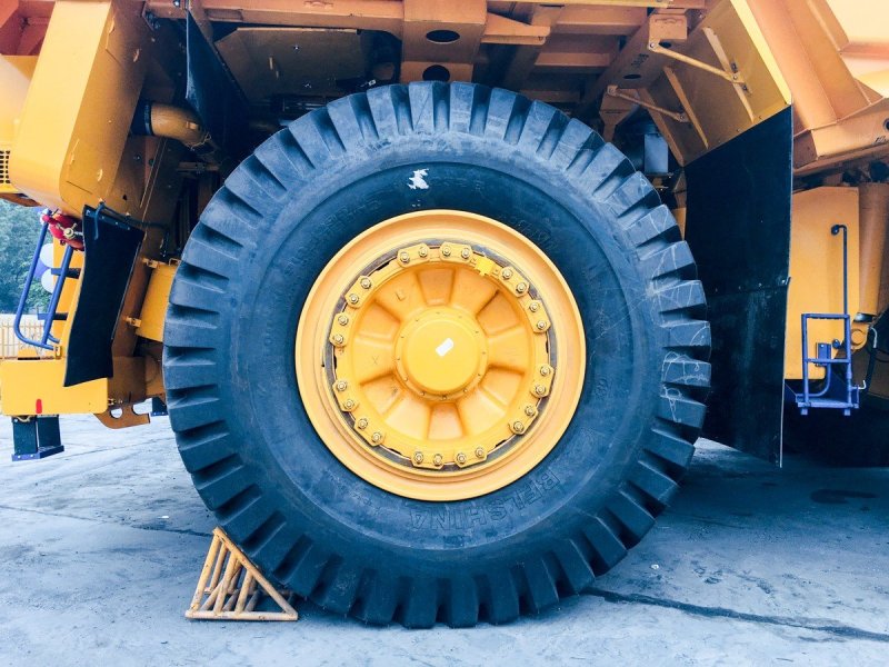 БЕЛАЗ 75131 колеса Белшина
