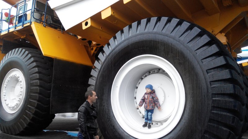 Колесо от БЕЛАЗ-75710