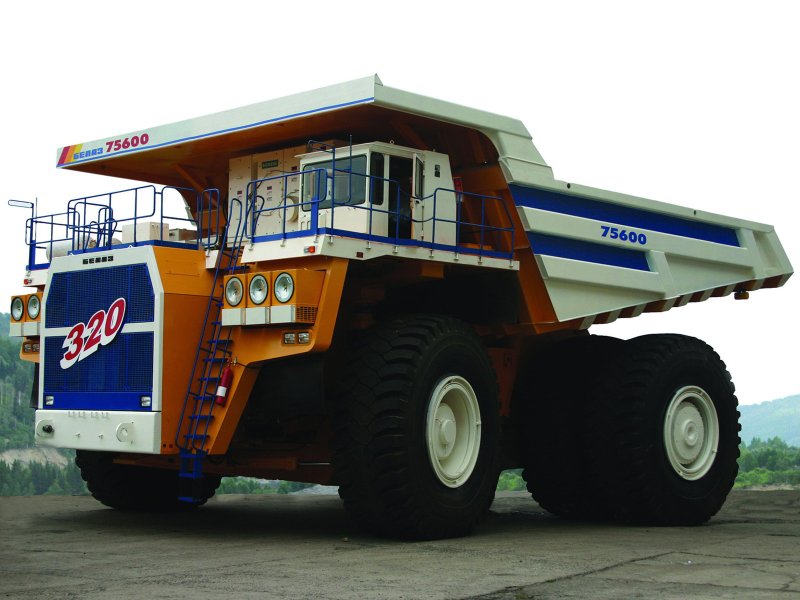 БЕЛАЗ-75600 самосвал