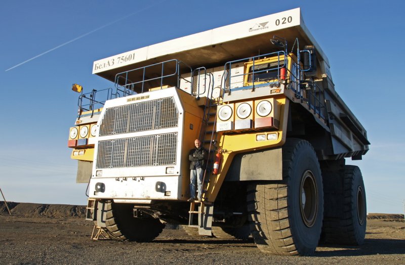 БЕЛАЗ - 75600 (75601)