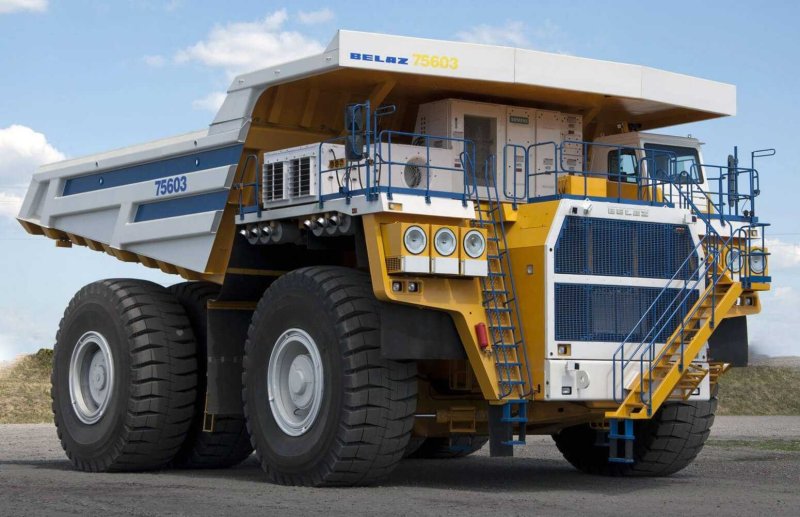 БЕЛАЗ 75603