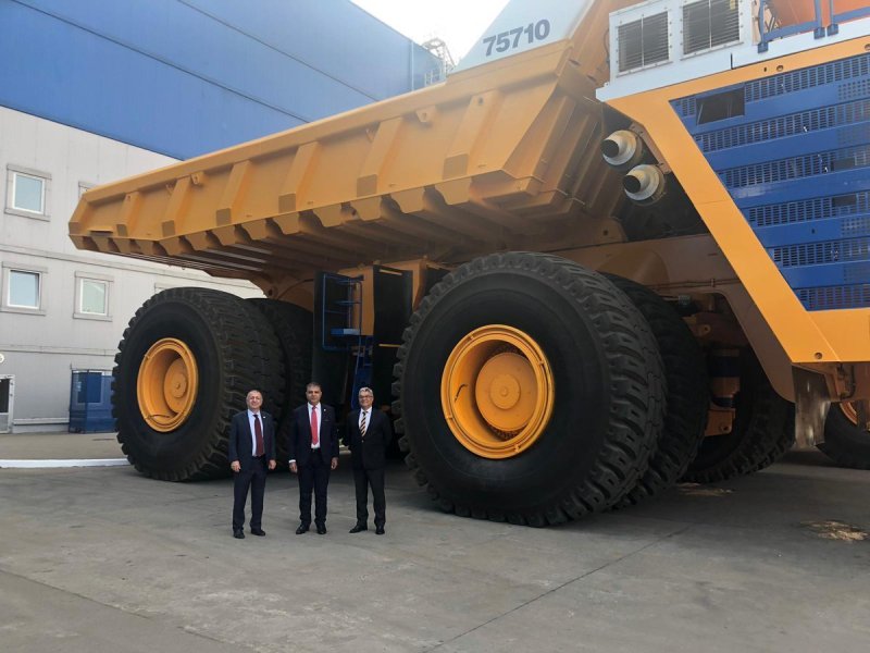 БЕЛАЗ-75501 самосвал