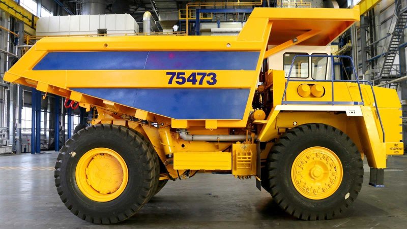 Самосвал БЕЛАЗ 75473
