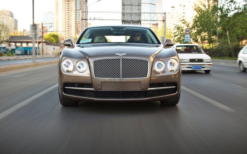 2013 Bentley Continental Flying Spur