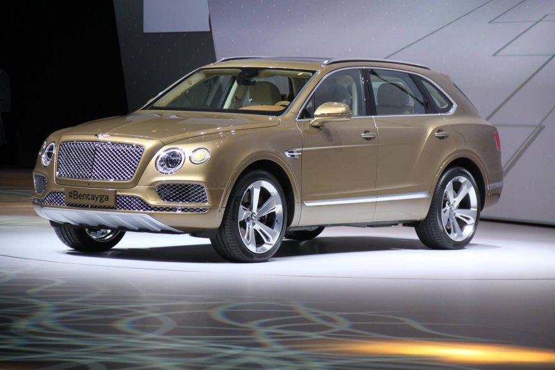 Bentley кроссовер Bentayga