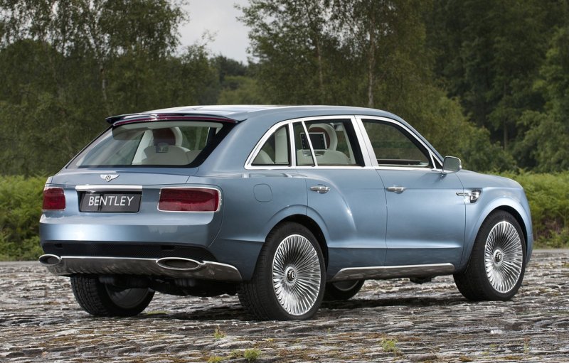 Новый внедорожник Bentley Exp 9f