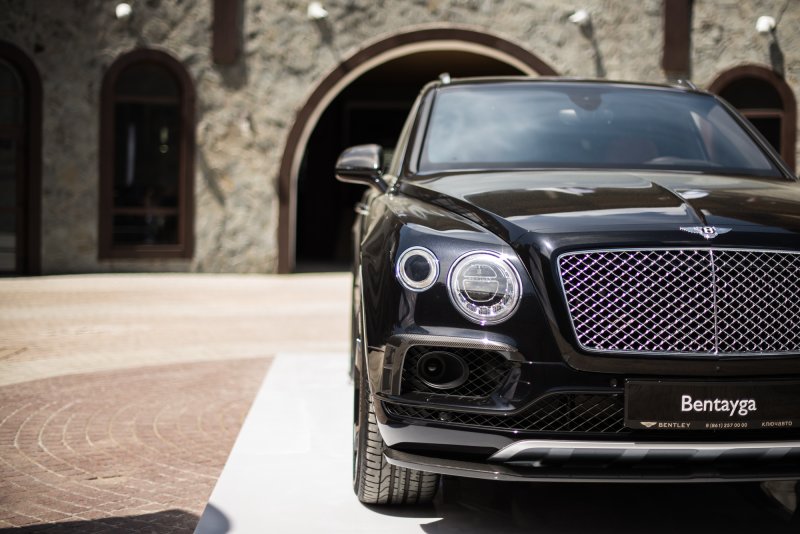 Bentley Bentayga 2010