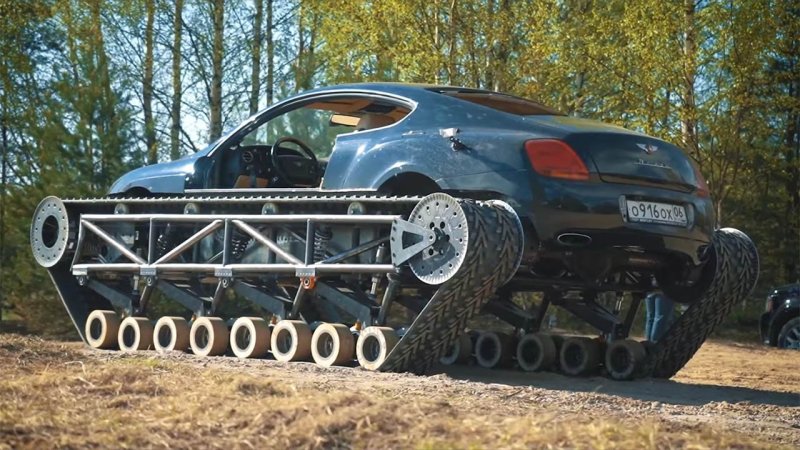 Bentley ACADEMEG на гусеницах