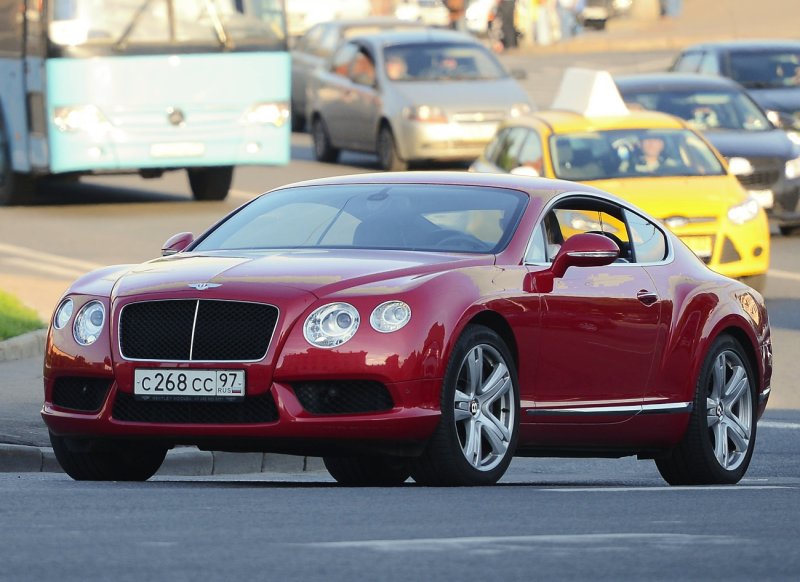 Машина Роберта Дауни Bentley