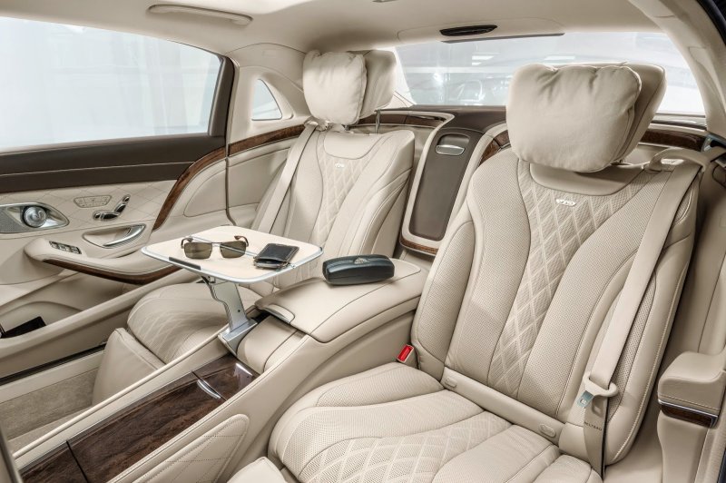 Салон Mercedes Maybach w222