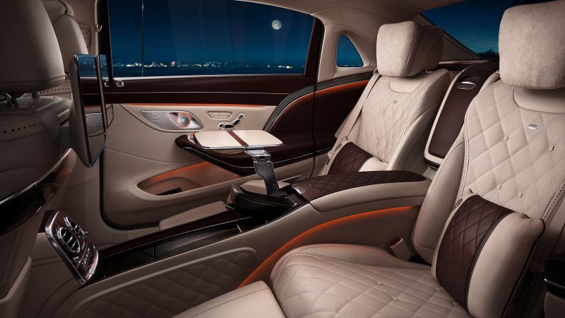 Салон Mercedes Maybach w222