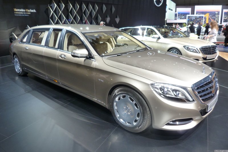 Мерседес 220 Майбах