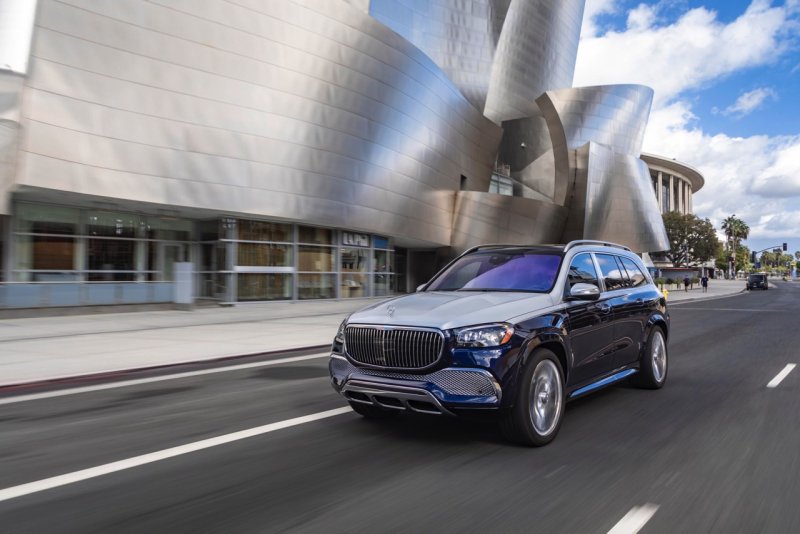 Mercedes Benz GLS Maybach 2021