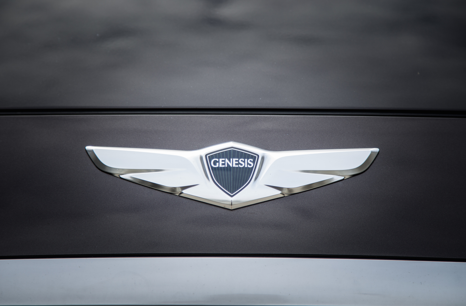 Hyundai Genesis logo