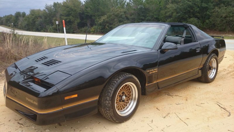 Pontiac Firebird 1985