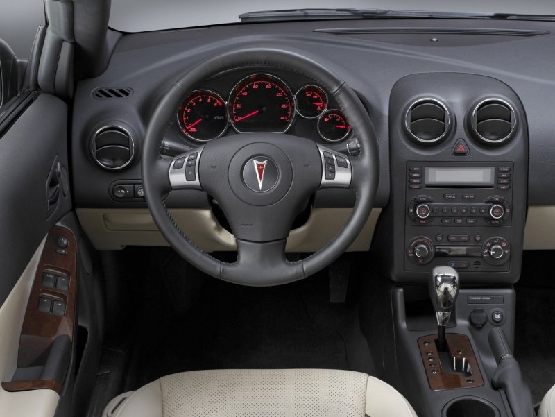 Pontiac g5 2007 Interior