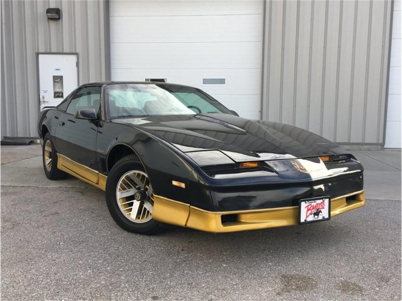 Pontiac Firebird 1984