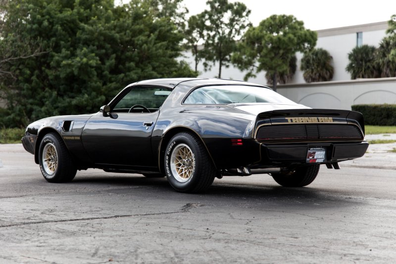 Pontiac Firebird 1981