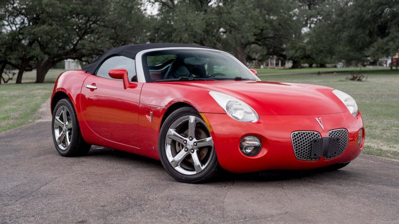 Кабриолет Понтиак Солстис