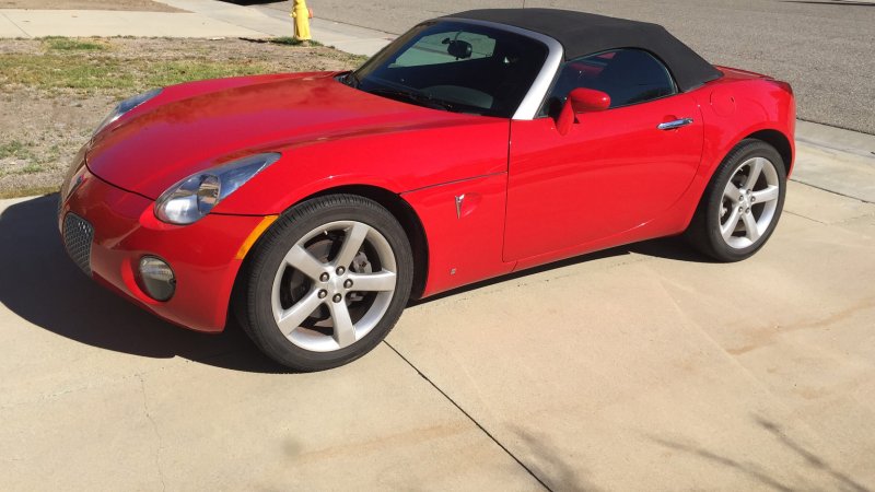 Кабриолет Понтиак Солстис