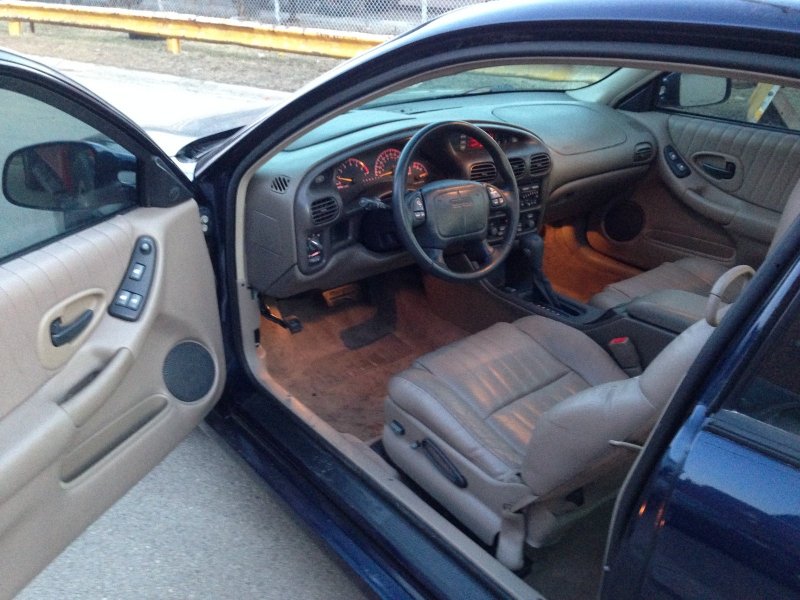 Pontiac Grand prix 2000 Interior