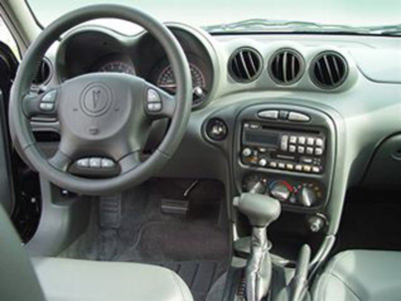 1999 Pontiac Grand am Interior