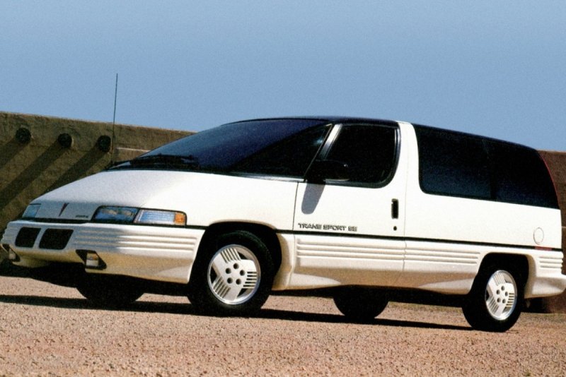 Pontiac Trans Sport 1990