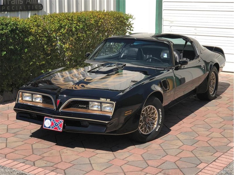 Pontiac Firebird 1977